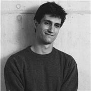 Arquitecto con tres años de experiencia profesional. Ofrezco clases de dibujo y matemáticas